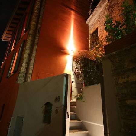 Casa Rossa - byMyHomeinComo Cernobbio Quarto foto